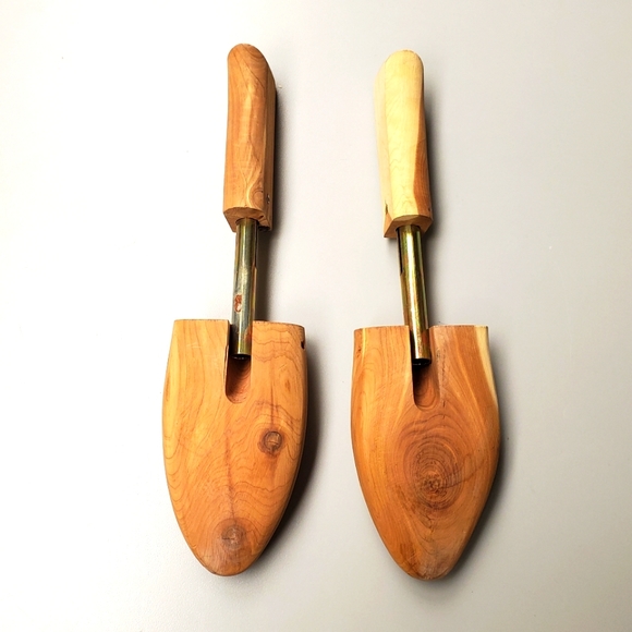 Cedar Shoe Trees 🌳 Vintage Adjustable - Picture 3 of 3